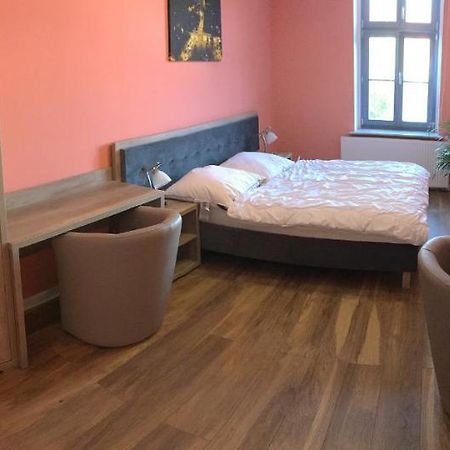 Apartament Kleopatra Гнезно Екстер'єр фото