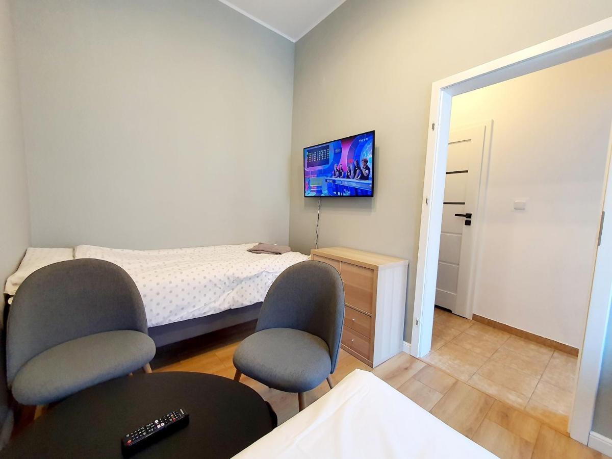 Apartament Kleopatra Гнезно Екстер'єр фото