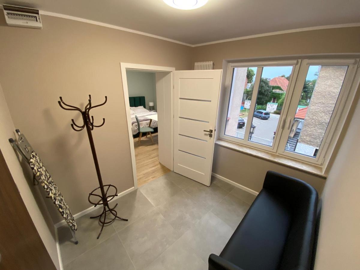 Apartament Kleopatra Гнезно Екстер'єр фото