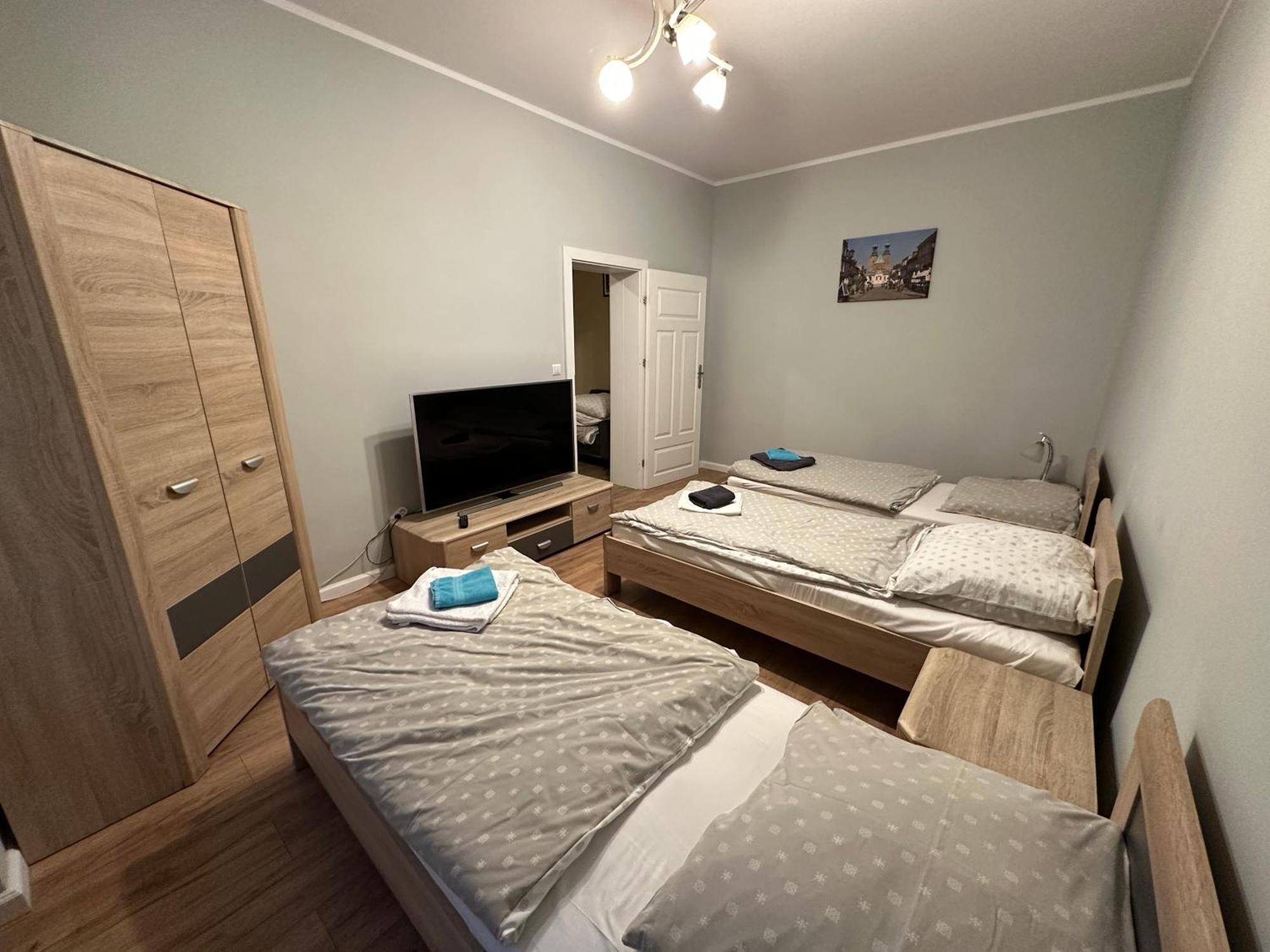 Apartament Kleopatra Гнезно Екстер'єр фото