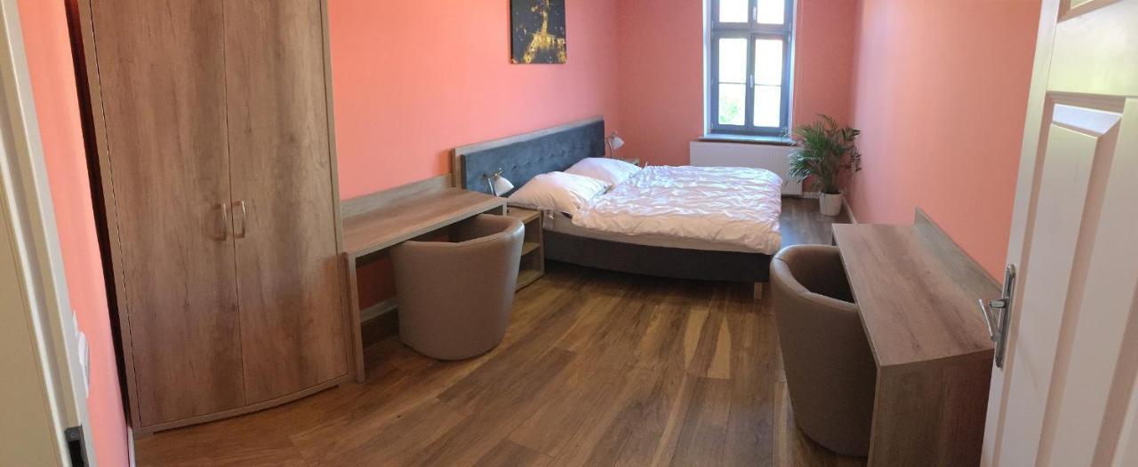 Apartament Kleopatra Гнезно Екстер'єр фото
